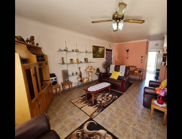 2 BEDROOM DUPLEX SOLD IN PINETOWN CENTRAL